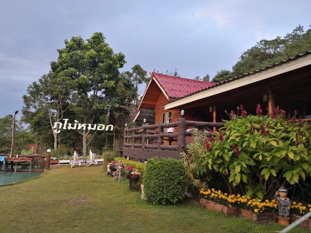 Кхао-Кхо: Phumaimok Khao Kho Resort