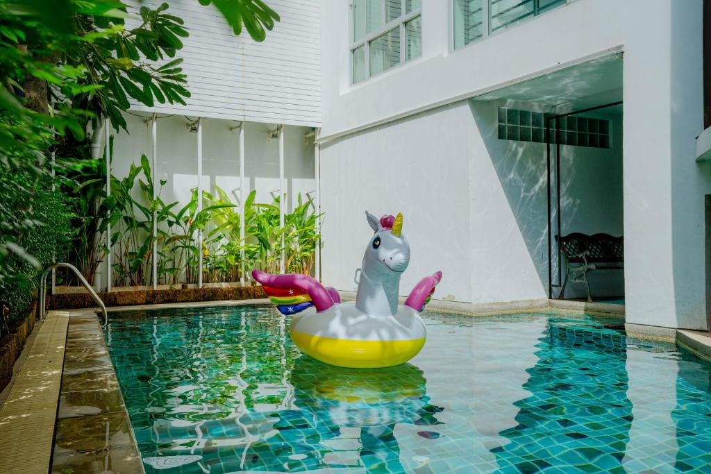 Бангкок: Peace Land Khaosan