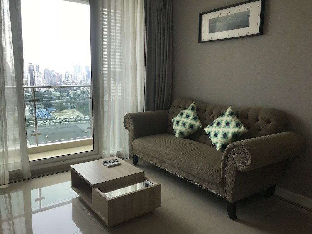 Бангкок: TC Green