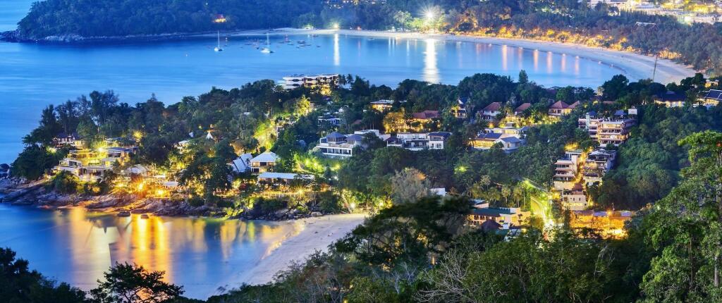 Муанг: Phoenix Hotel Karon Beach