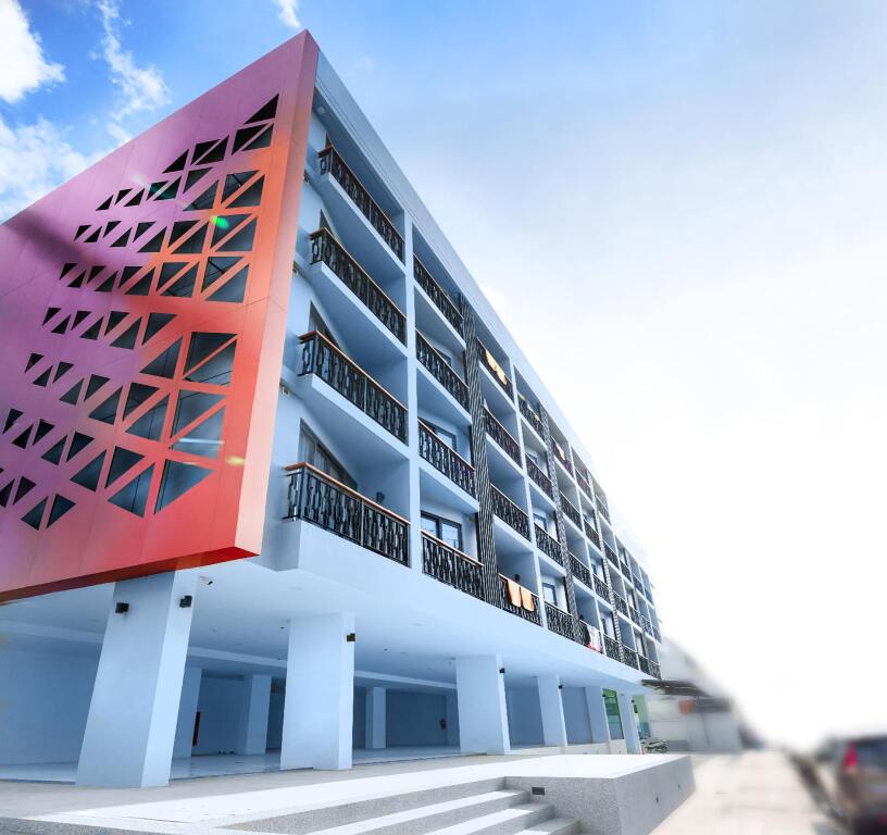 Муанг: Phoenix Hotel Karon Beach