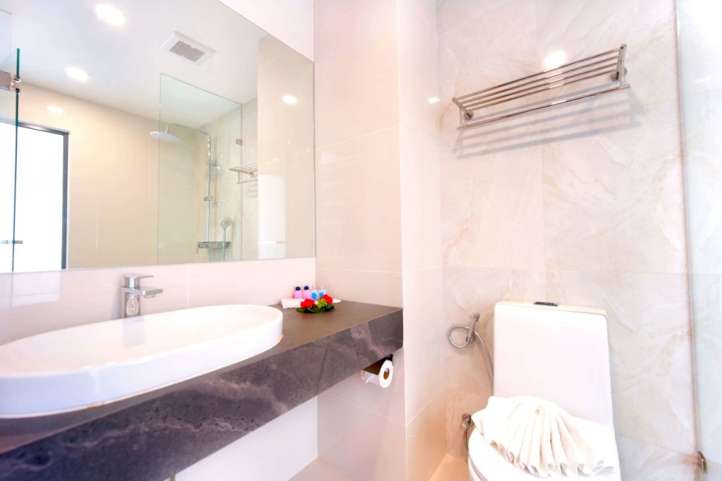 Муанг: Phoenix Hotel Karon Beach