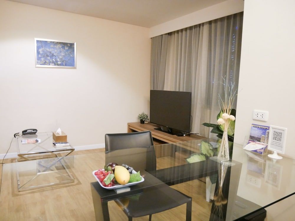 Бангкок: Апартаменты Locals Sathorn Siamese Nang Linchee