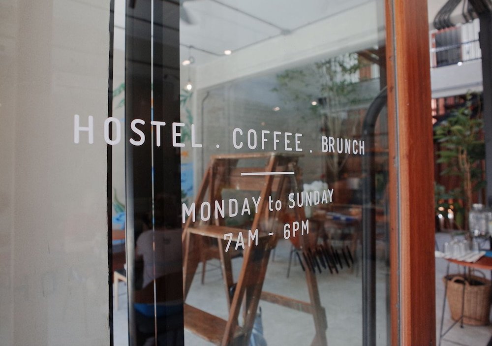 TAN Hostel x Cafe - Adults Only — фото 3