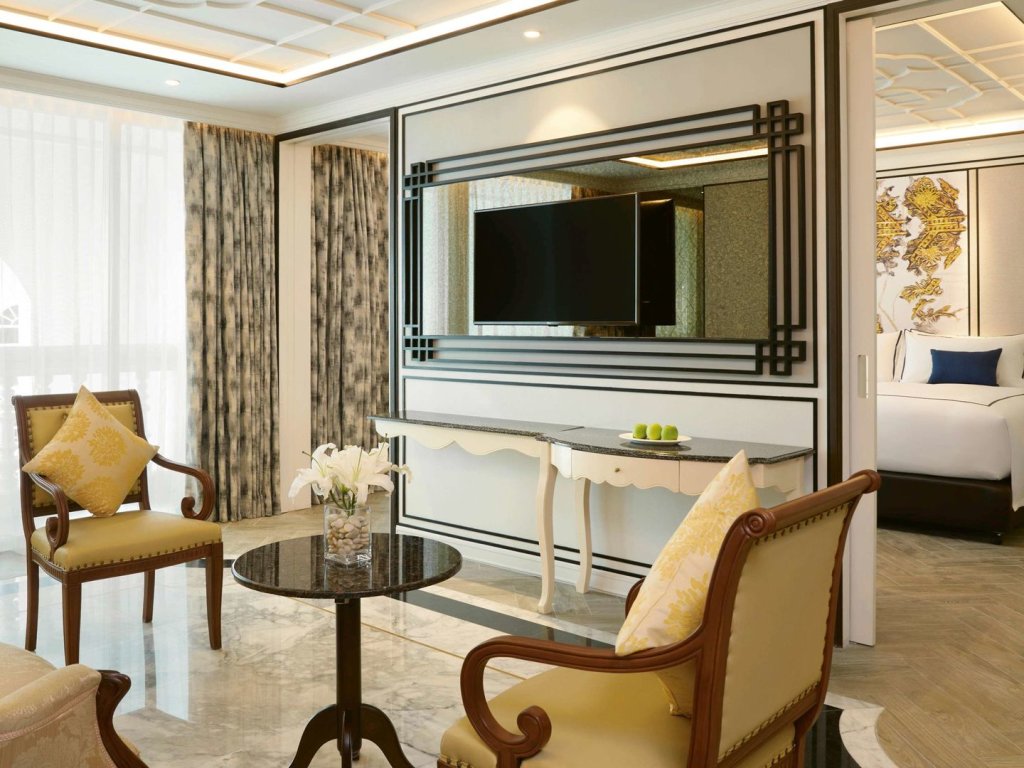 Кату: Mövenpick Myth Hotel Patong Phuket