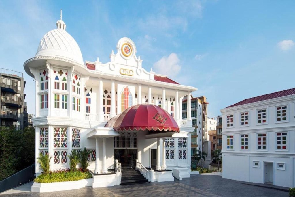 Кату: Mövenpick Myth Hotel Patong Phuket