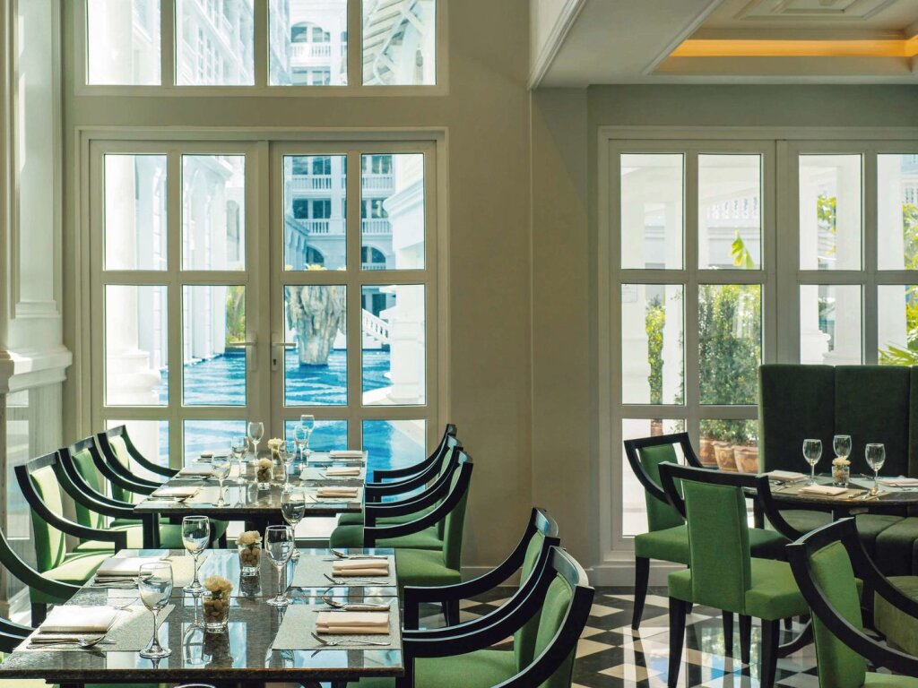 Кату: Mövenpick Myth Hotel Patong Phuket