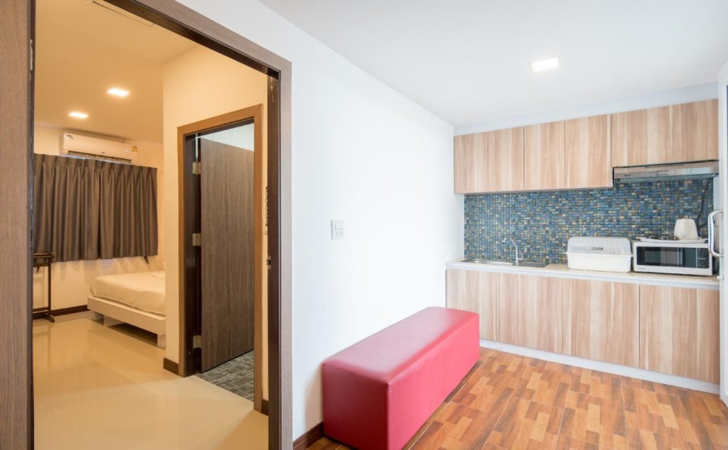 Кату: Baan Thai Beach Side Residence