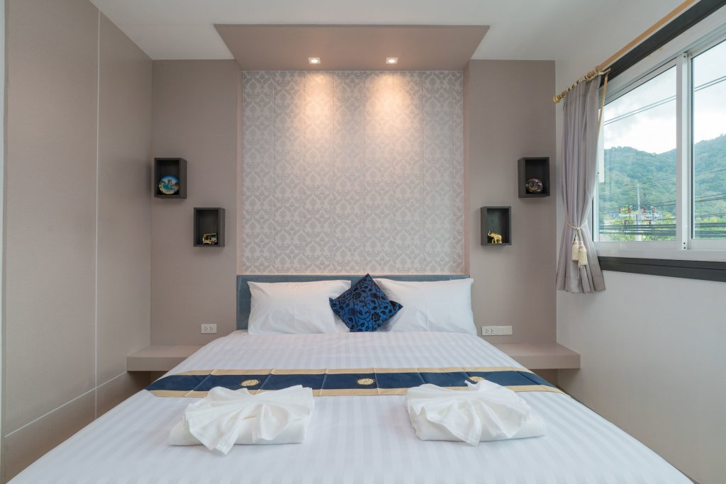 Кату: Baan Thai Beach Side Residence