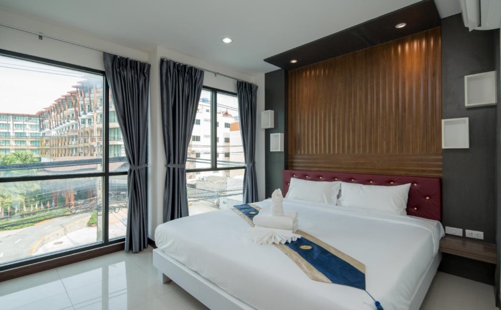Кату: Baan Thai Beach Side Residence