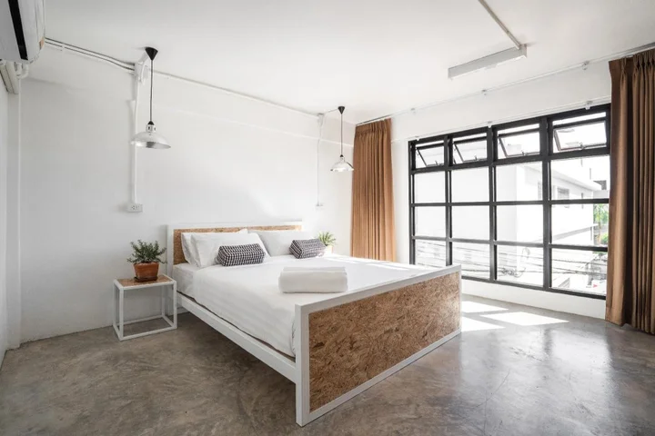 Чиангмай: Baan Phuen Hostel & Rooftop Bar