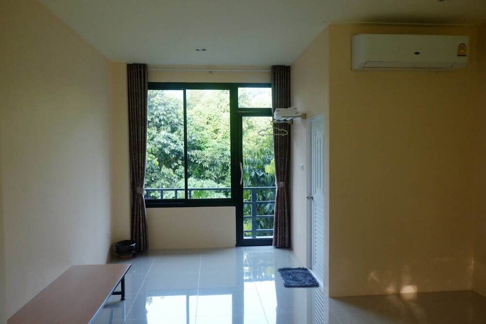 Лансака: Wang Tey Homestay Khiri Wong