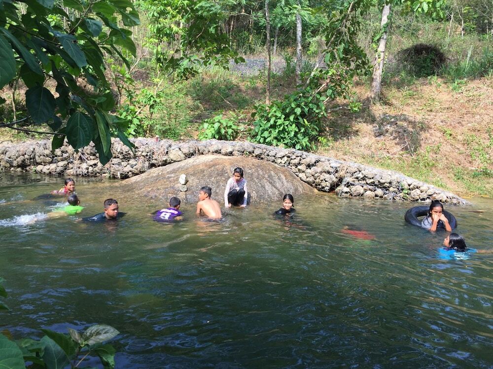 Лансака: Wang Tey Homestay Khiri Wong
