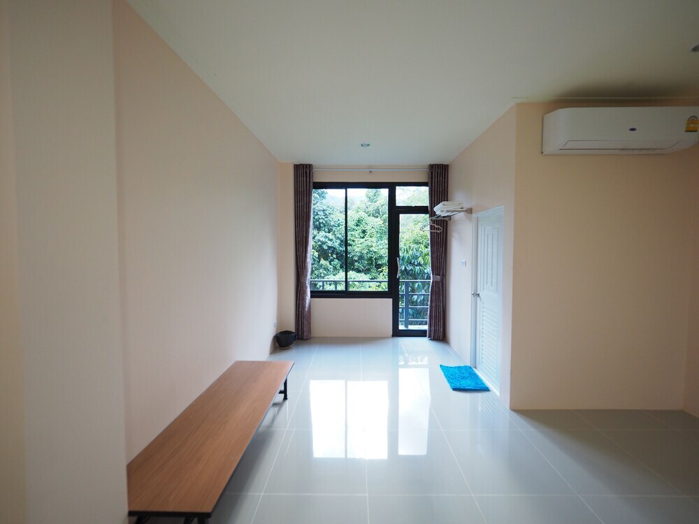 Лансака: Wang Tey Homestay Khiri Wong