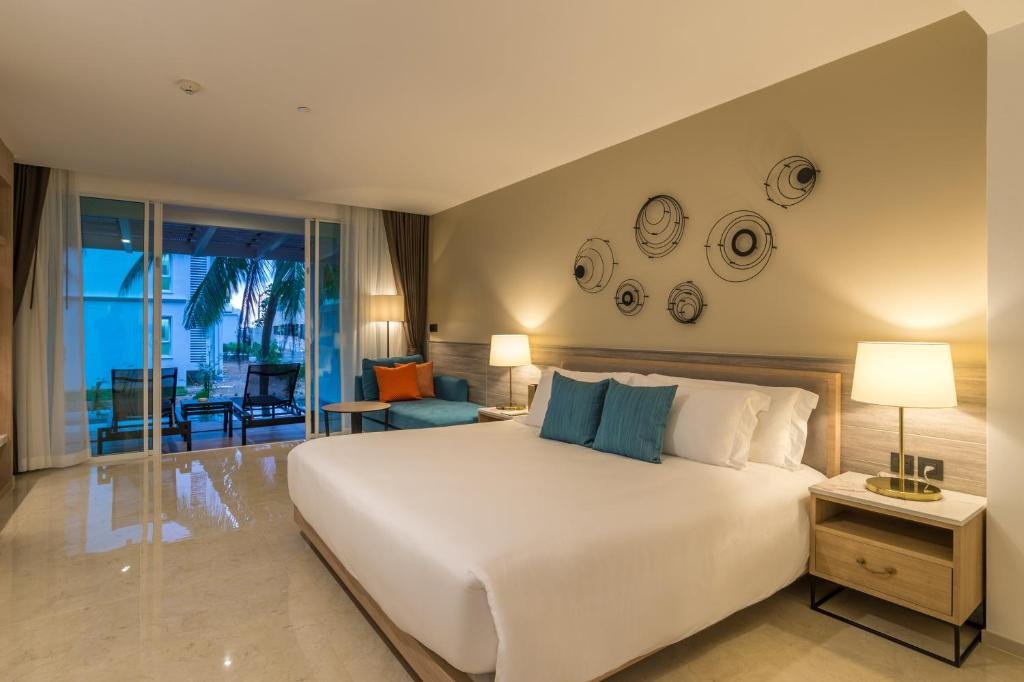 Краби: Отель Centara Ao Nang Beach Resort and Spa Krabi