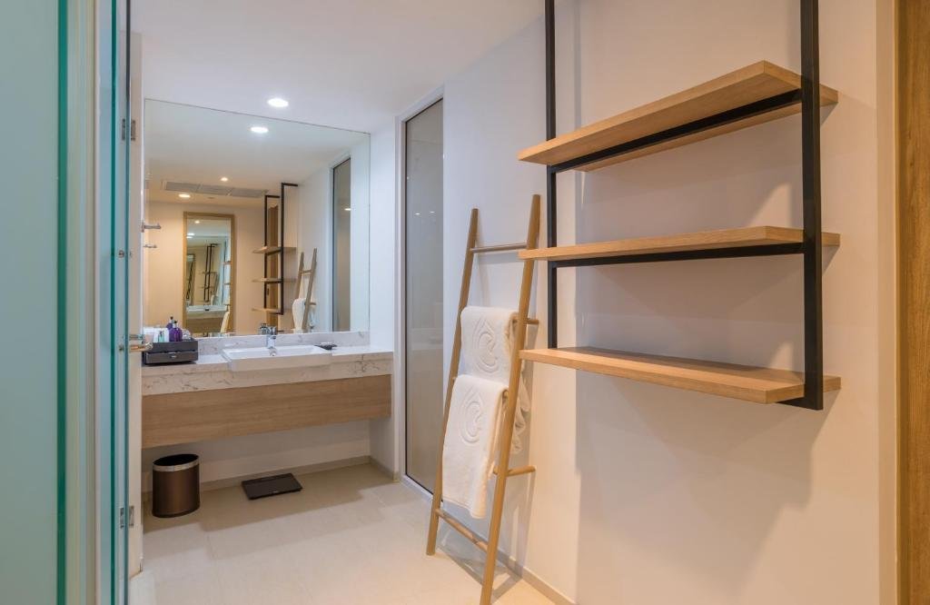 Краби: Отель Centara Ao Nang Beach Resort and Spa Krabi