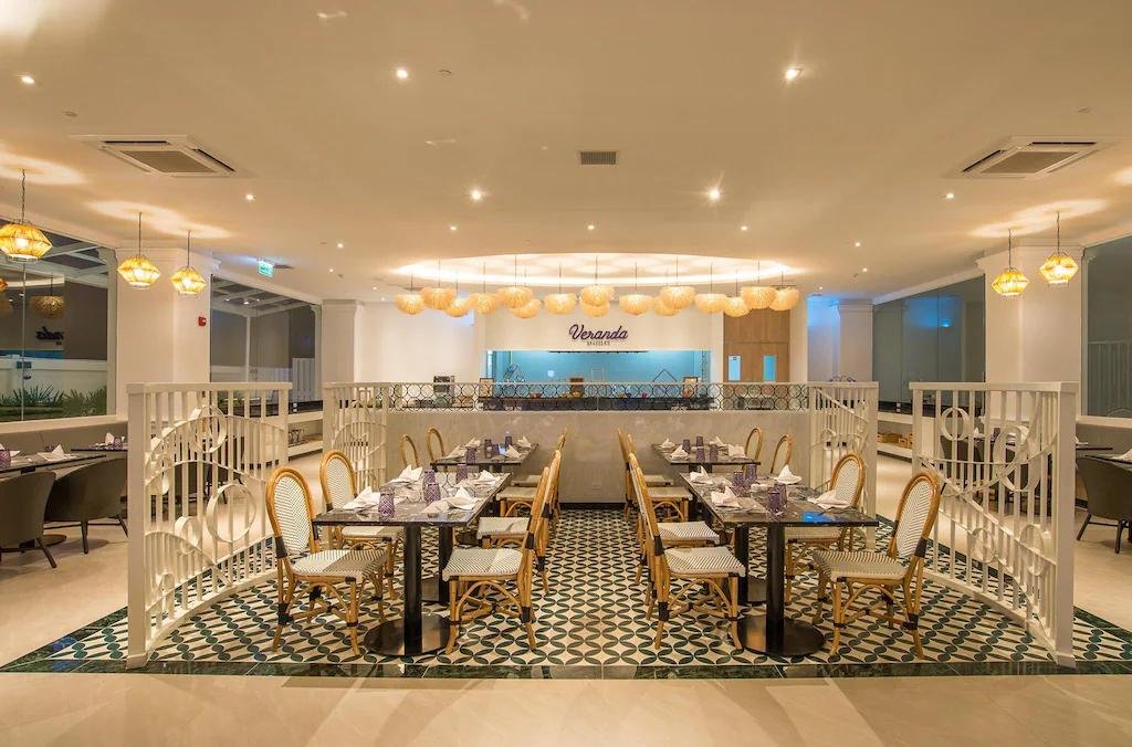 Краби: Отель Centara Ao Nang Beach Resort and Spa Krabi
