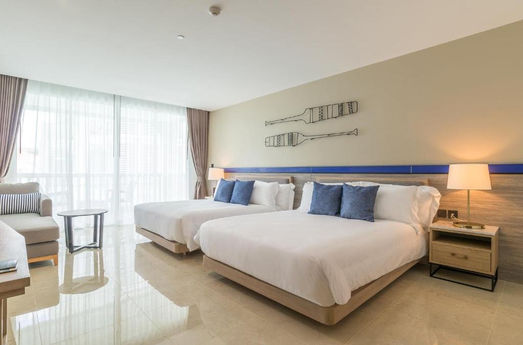 Краби: Отель Centara Ao Nang Beach Resort and Spa Krabi