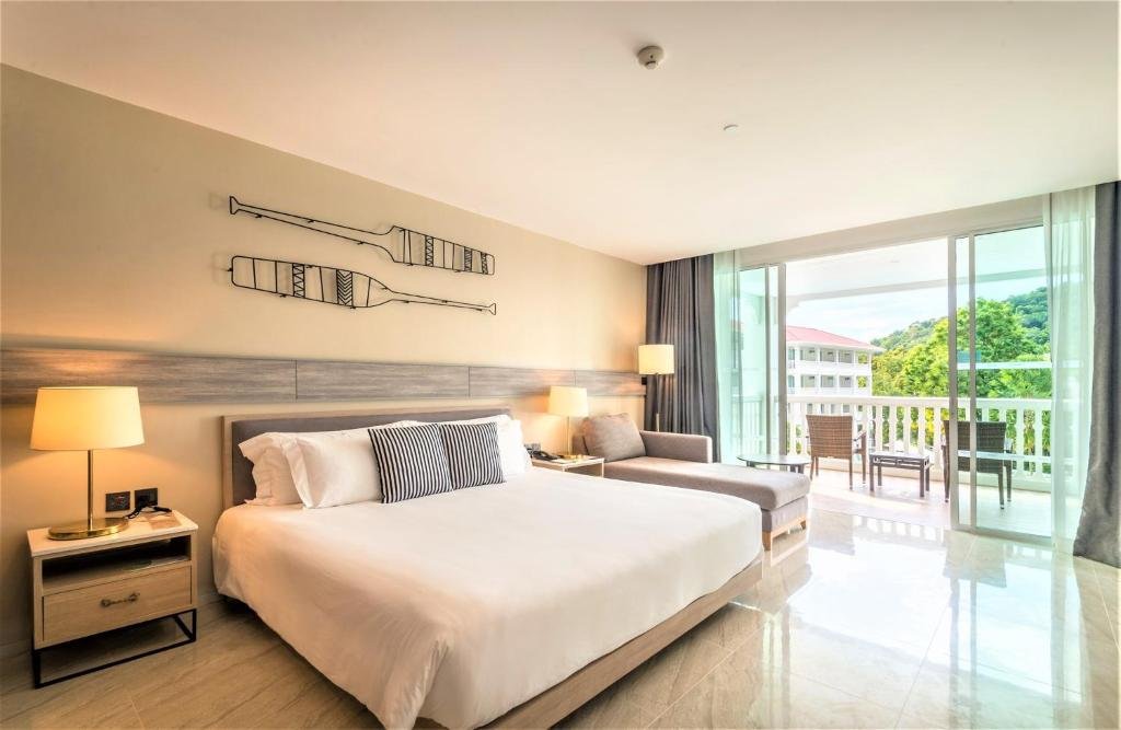 Краби: Отель Centara Ao Nang Beach Resort and Spa Krabi