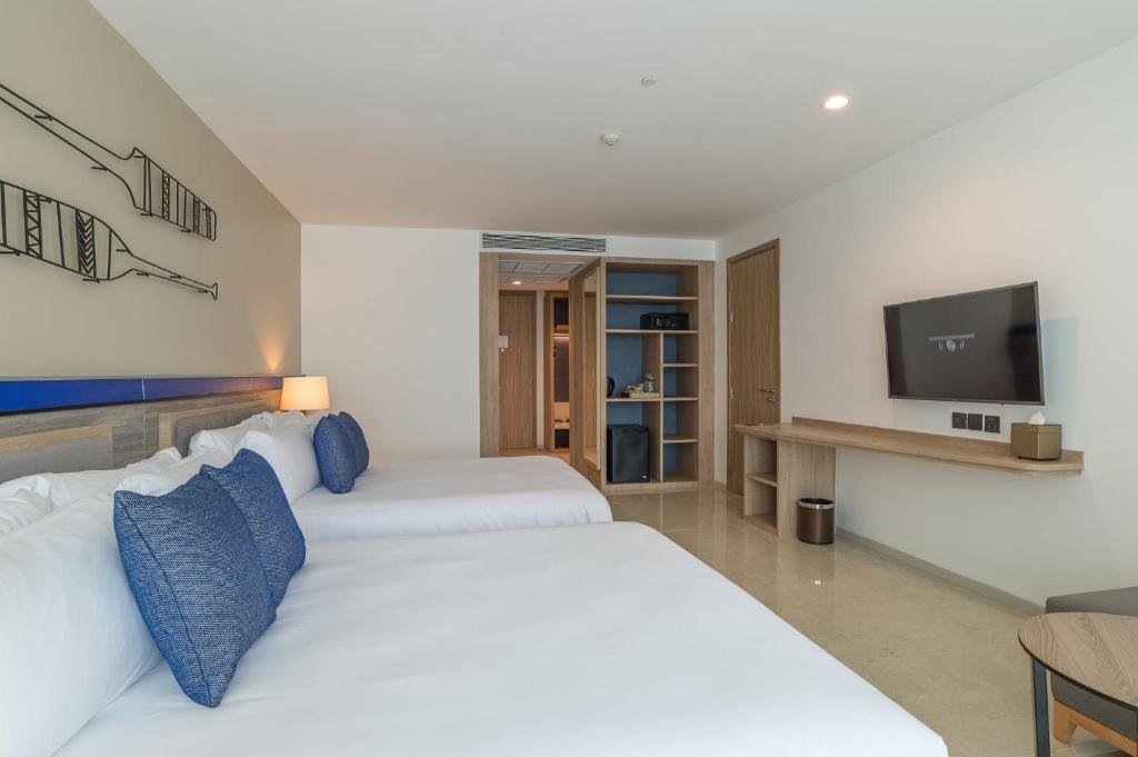 Краби: Отель Centara Ao Nang Beach Resort and Spa Krabi