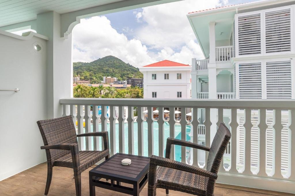 Краби: Отель Centara Ao Nang Beach Resort and Spa Krabi