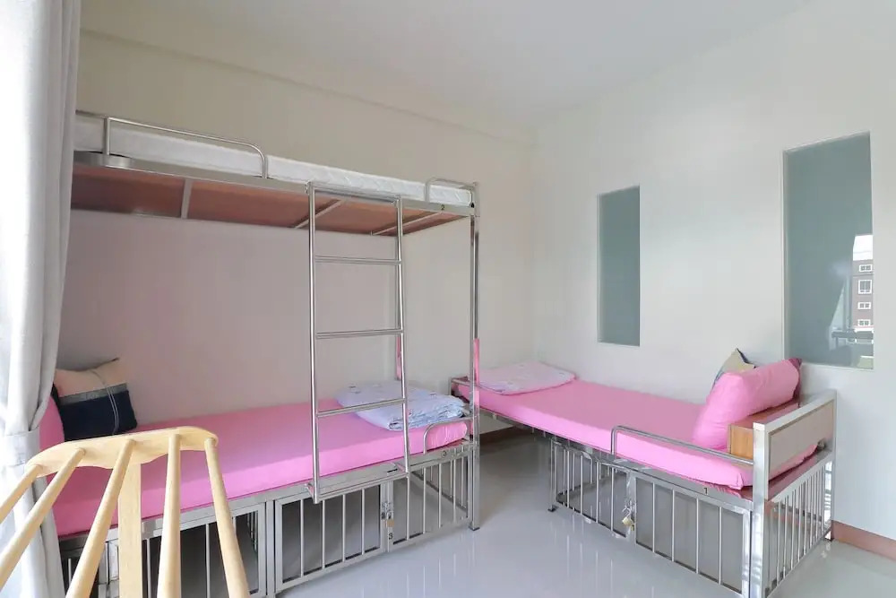 Банг Пхли: Saen Sabai Hostel