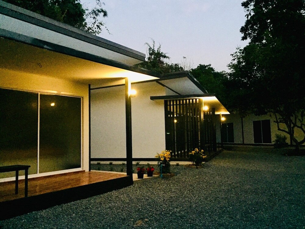 Столичный район Чантхабури: Ingkhao Resort Chanthaburi