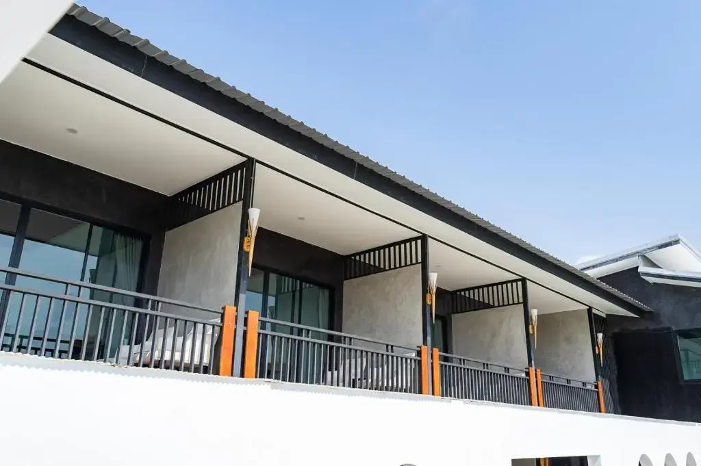 Муанг: The Loft Panwa Resort