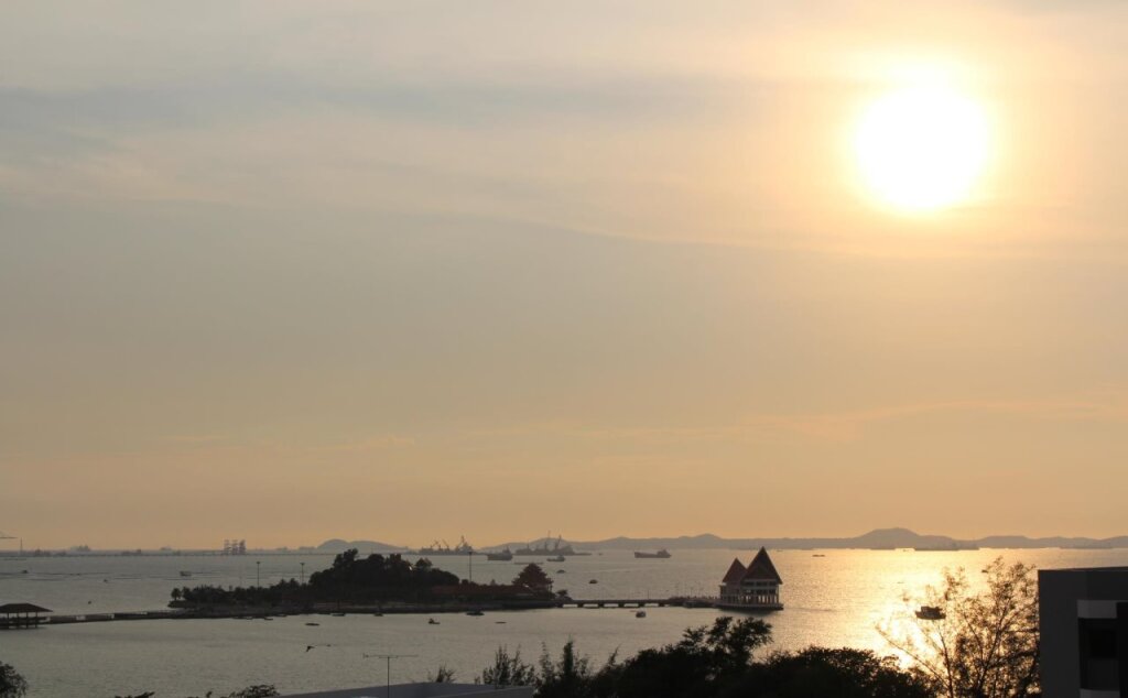 Сирача: Karin Hotel And Serviced Apartment