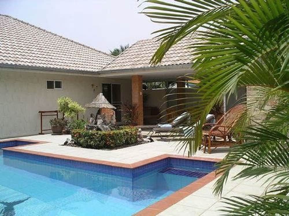 Сам-Рои-Йот: Baansiesom Private Pool Villa
