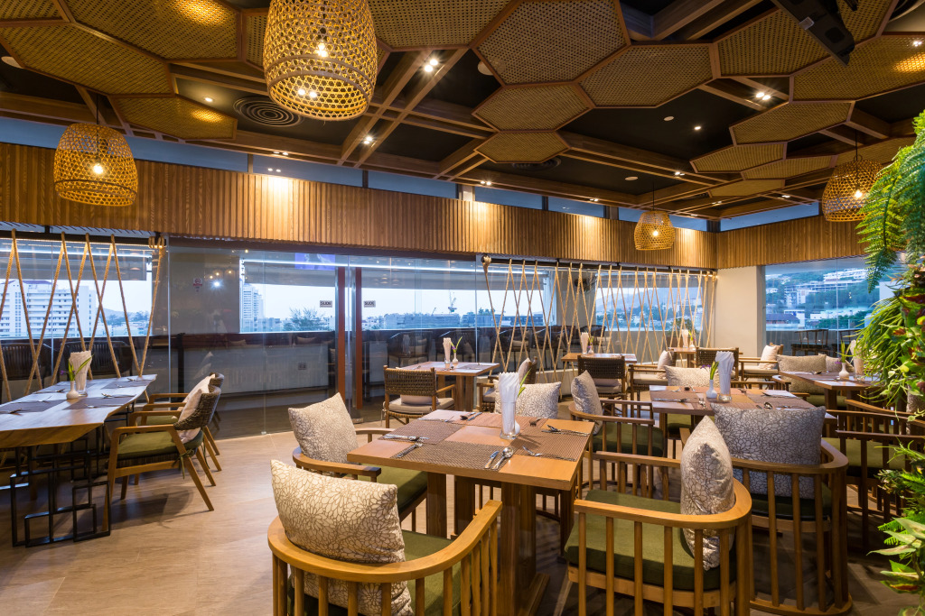 Патонг: Отель Journeyhub Phuket Patong