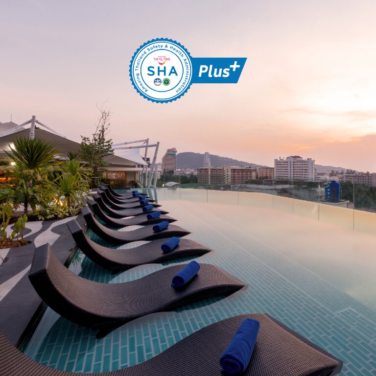 Патонг: Отель Journeyhub Phuket Patong