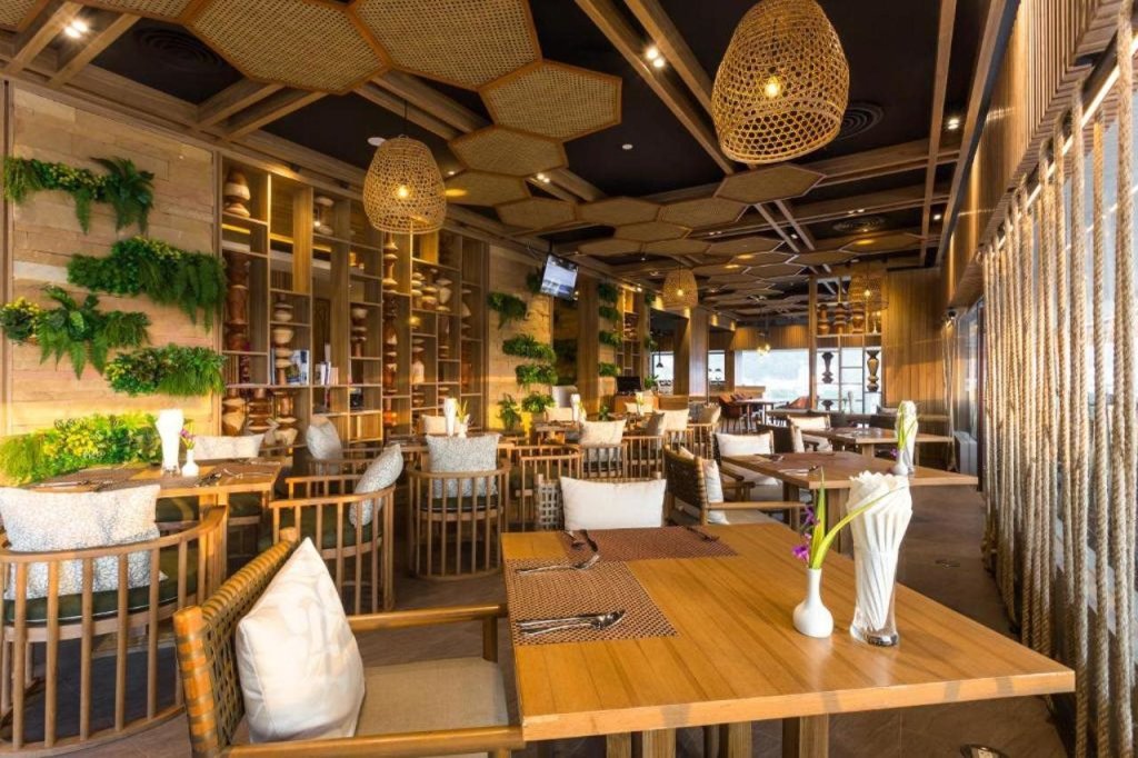 Патонг: Отель Journeyhub Phuket Patong