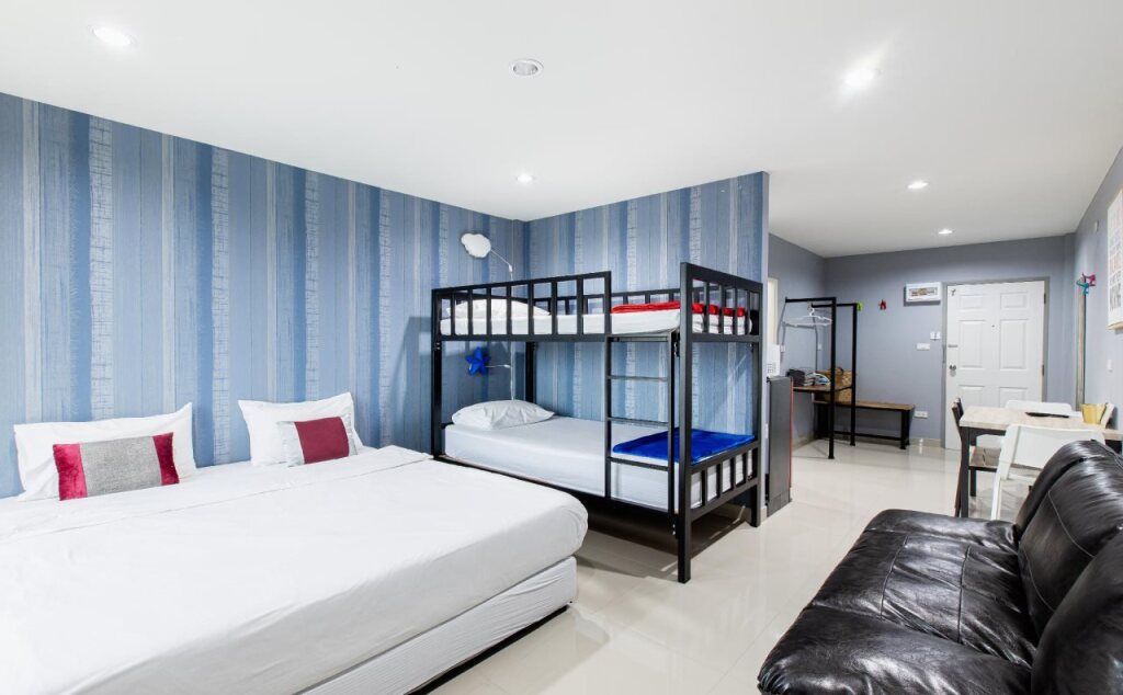 Бангкок: Asia Place Apartment