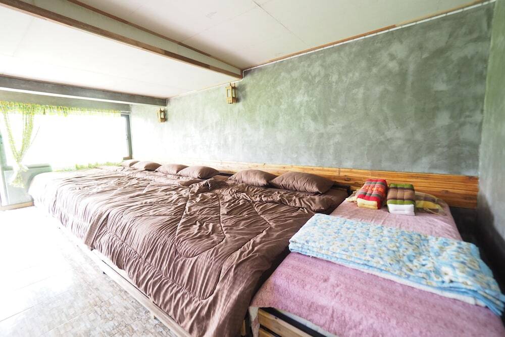 Пуа: Ton Lang Homestay