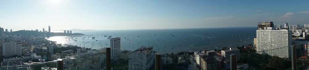 Паттайя: The Base Central Pattaya BY U Plus