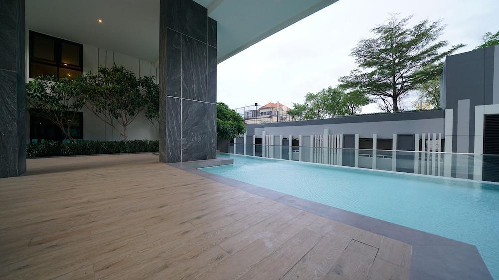 Паттайя: The Base Central Pattaya BY U Plus