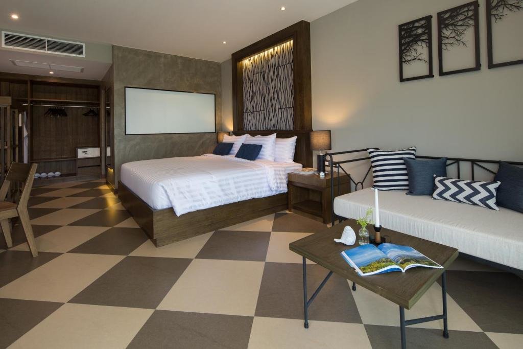 Чаам: Coral Tree Villa Huahin