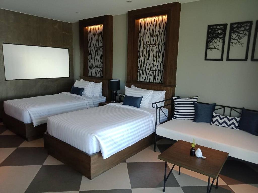 Чаам: Coral Tree Villa Huahin