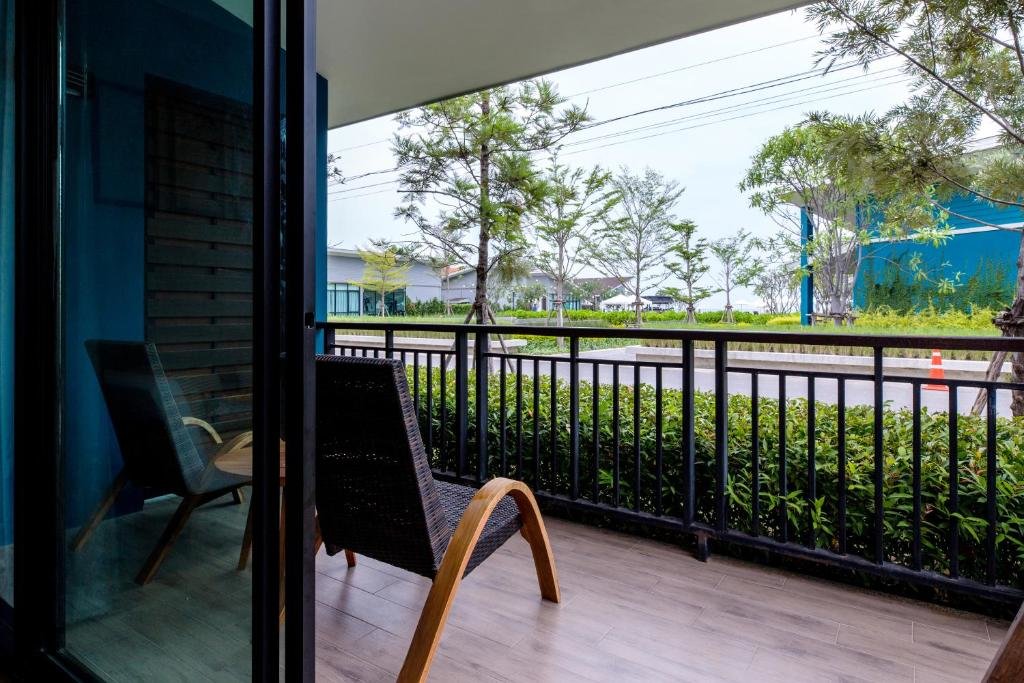 Чаам: Coral Tree Villa Huahin