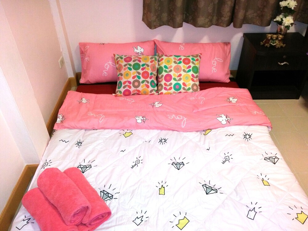 Саттахип: Sweet Home at Sattahip