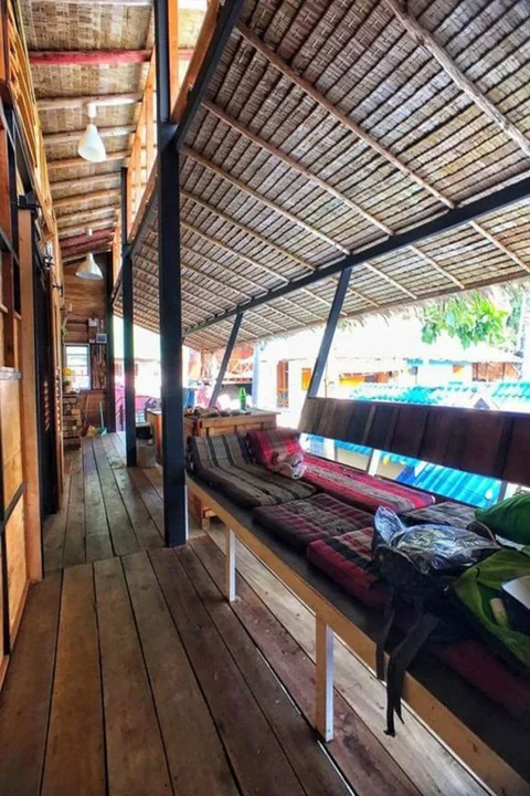 Ко Чанг: Cafe Del Sunshine - Hostel