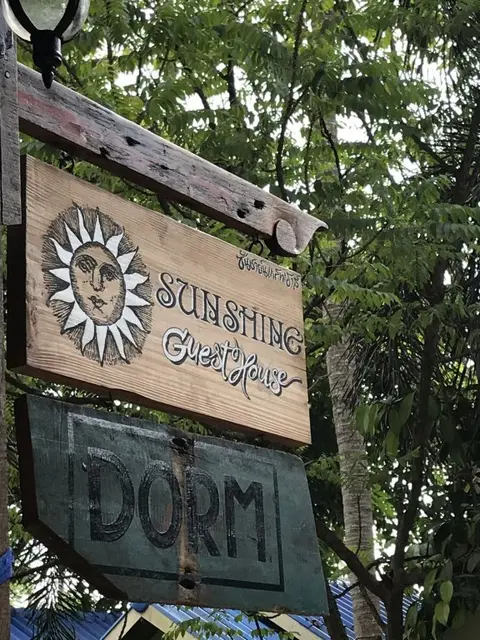 Ко Чанг: Cafe Del Sunshine - Hostel