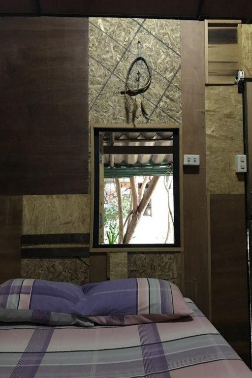 Ко Чанг: Cafe Del Sunshine - Hostel