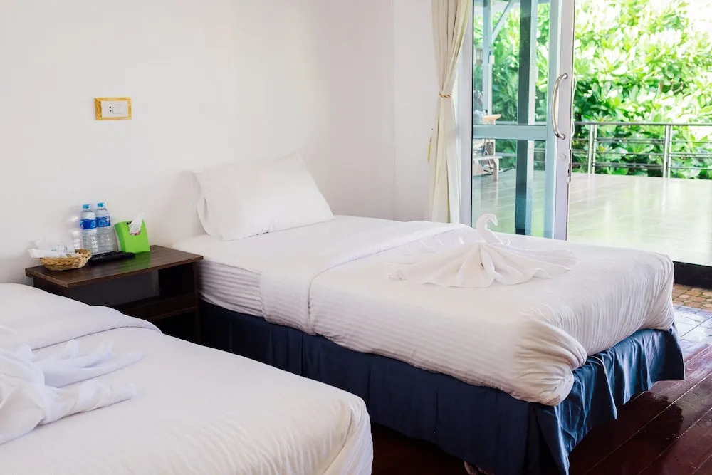 пляж Санрайз: Lipe Brother Resort