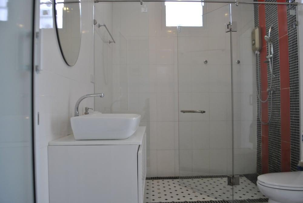 Муанг: Siam Twins Villa A