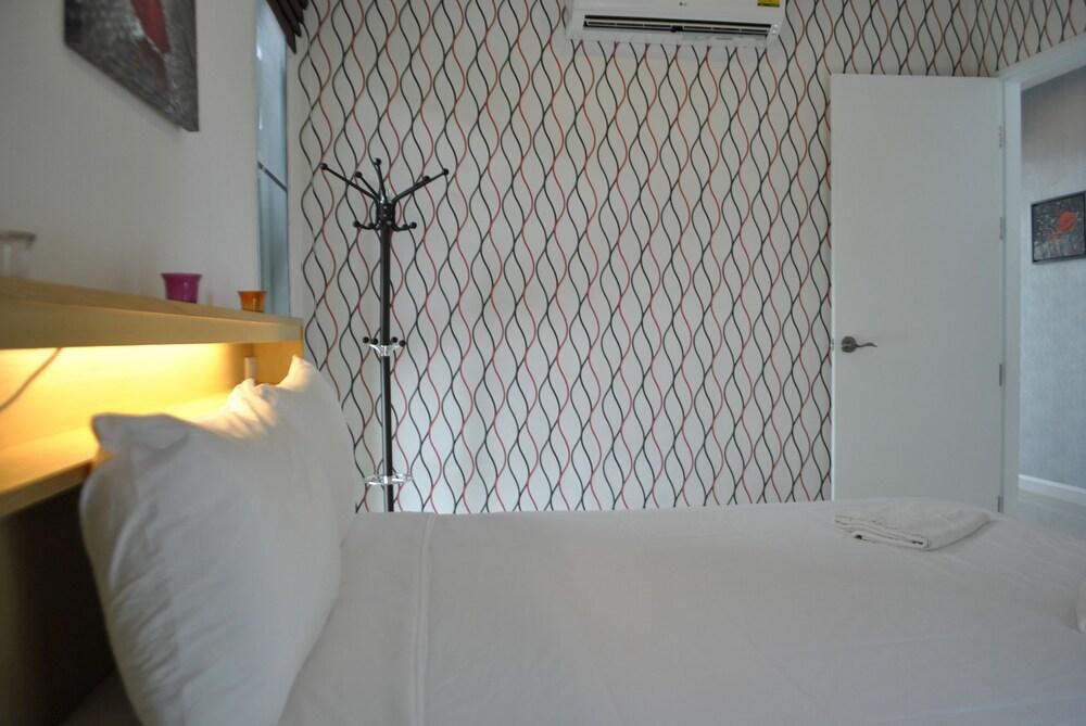 Муанг: Siam Twins Villa A