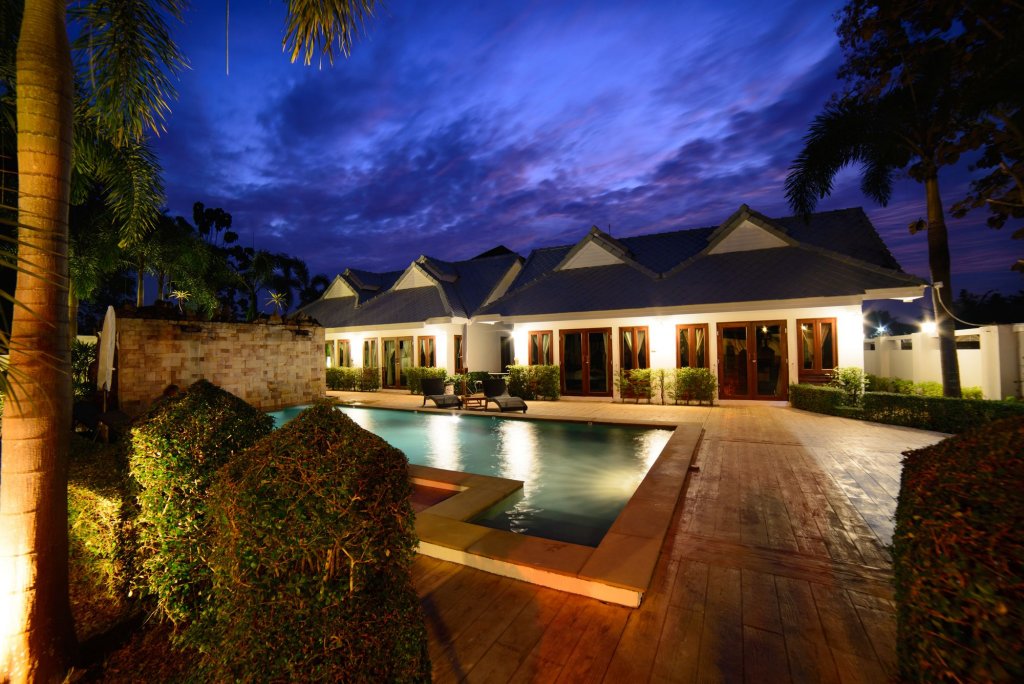 Соп-Поэнг: RungNara Pool Villa