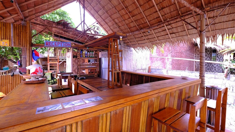 пляж Санрайз: Captain Yut's Bungalow