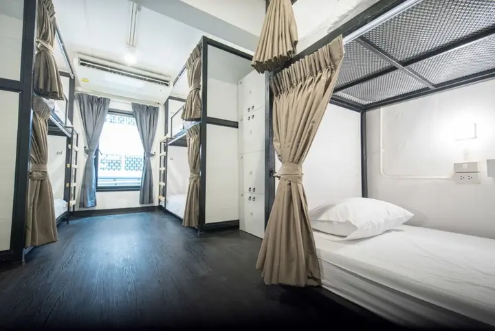Бангкок: Moon House Hostel